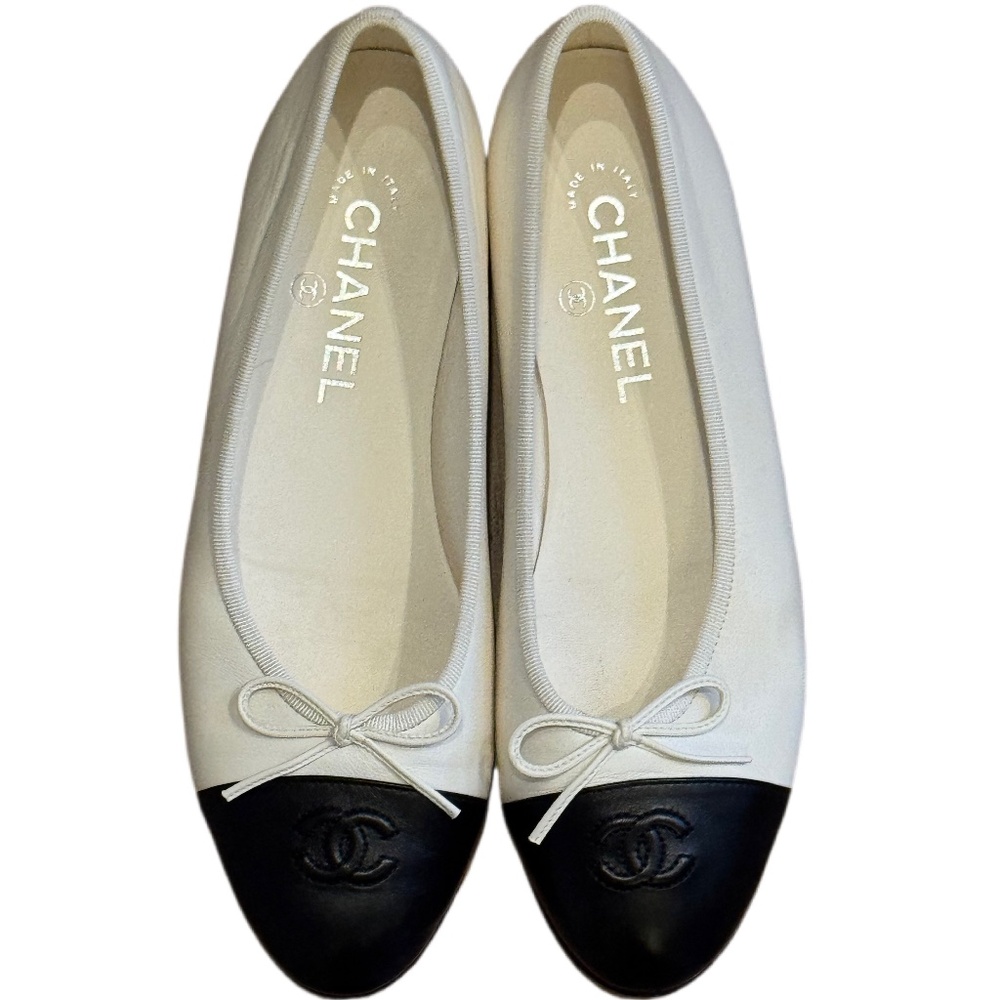 Chanel Ballet Flats - White/Black Size 38.5
